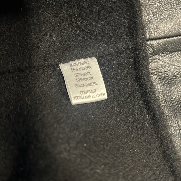 St. John Sewn by Hand Black Wool/Cashmere Blend Coat w/Lamb Leather Trim Size 6 - Picture 9 of 10